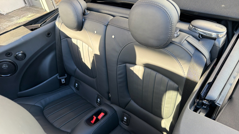 MINI Convertible 2.0 Cooper S Exclusive 2dr Auto Petrol Convertible